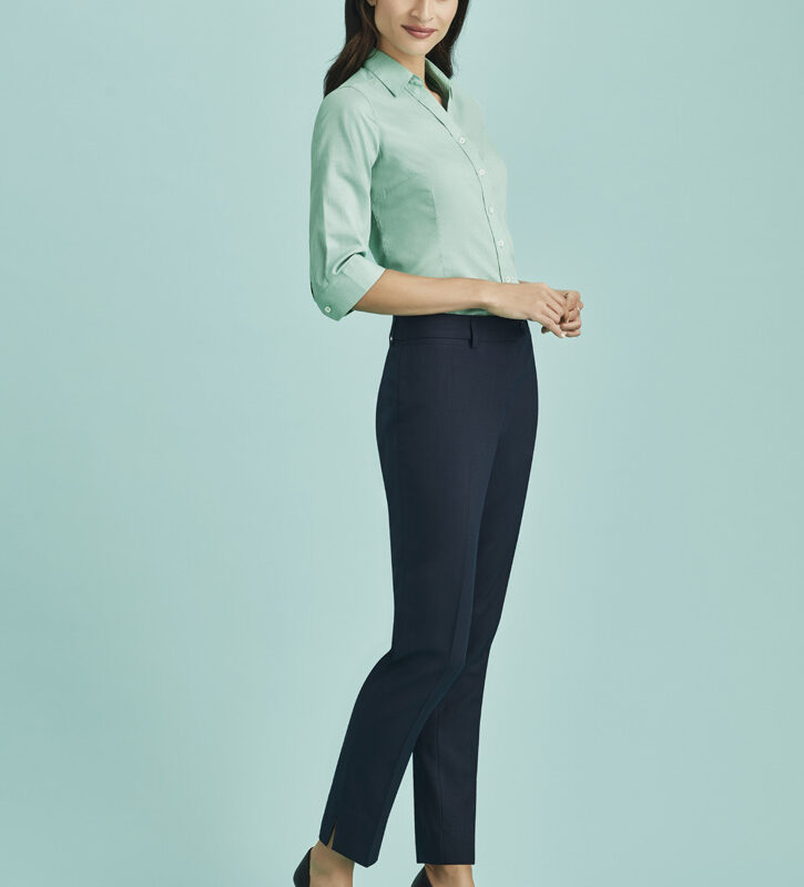 Womens Cool Stretch Slim Leg Pant